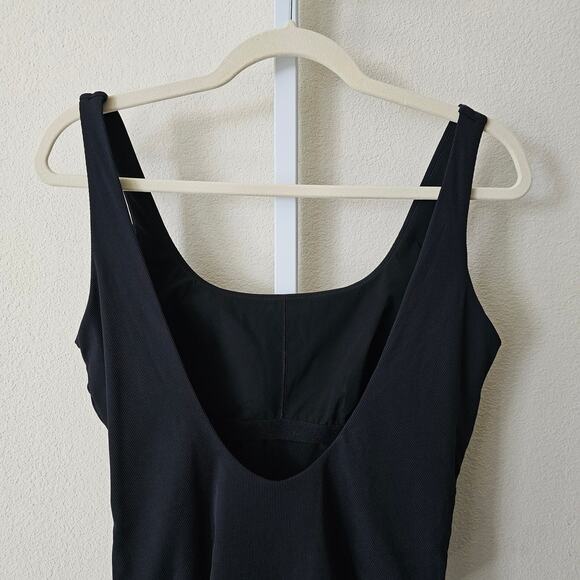 ATHLETA NWT Black Cloudbreak AquaRib Scoop Neck One-Piece Swimsuit Sz M - Picture 7 of 16